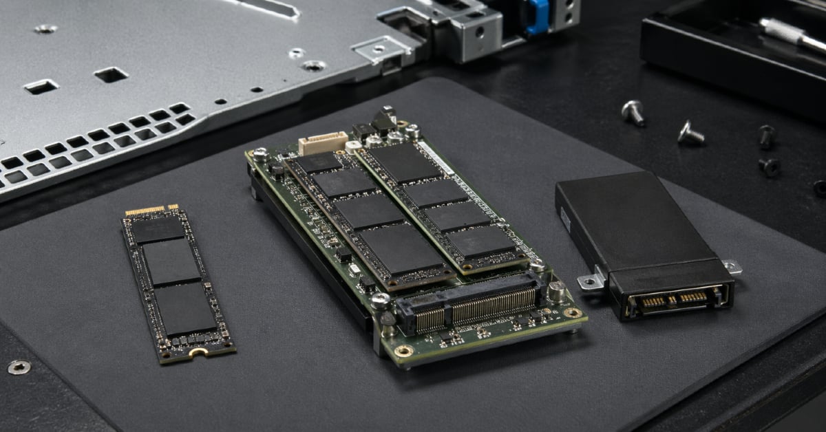 Comparison of M.2, BOSS, and SATA DOM